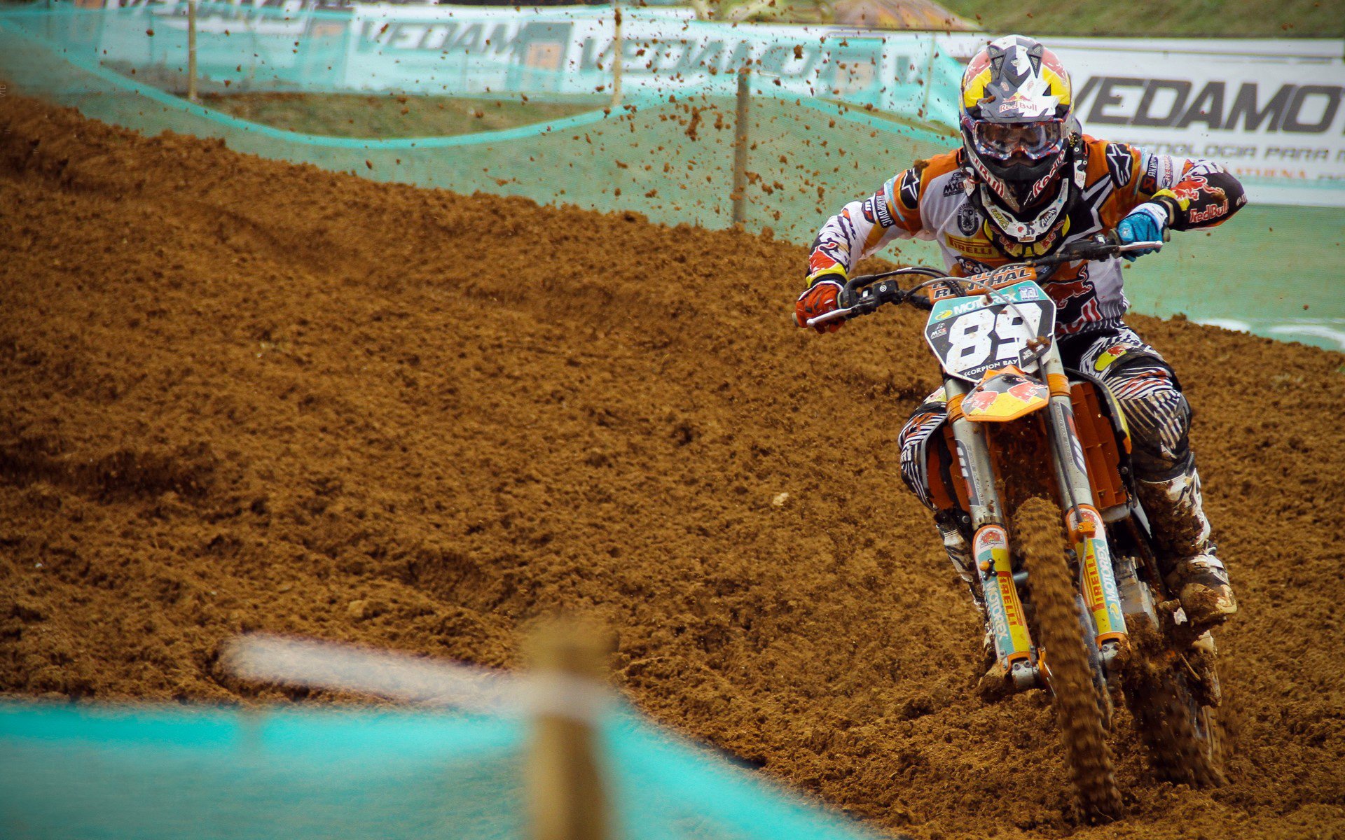 绿茵场外的绝杀，当法国队遇上中国队—记奥恰洛夫率队上演的乒乓经典